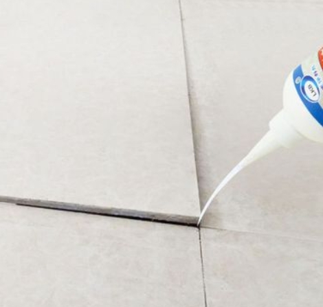 镇康瓷砖空鼓维修公司分享卫生间瓷砖脱落的原因可能有以下几点